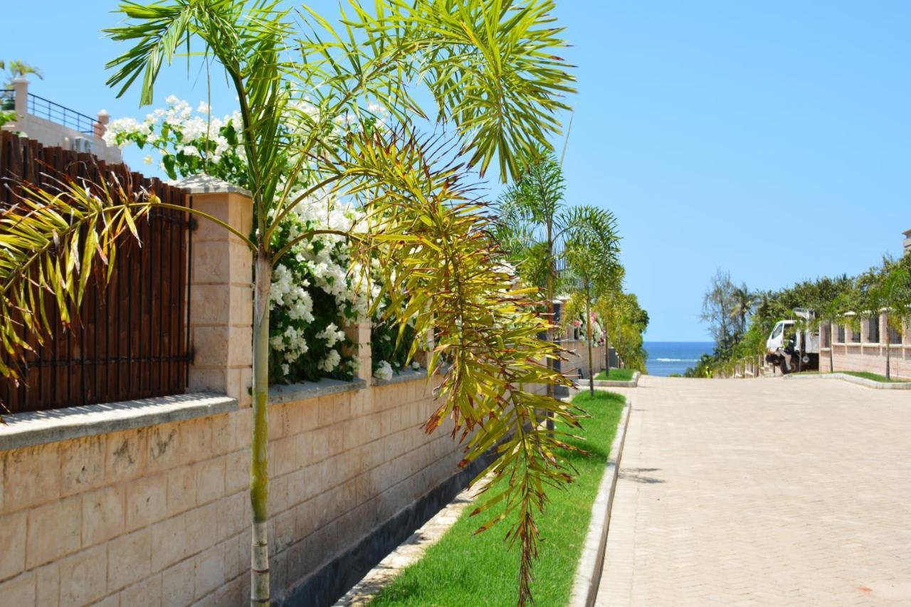 Fiorella Beach House, Диани Бийч Екстериор снимка